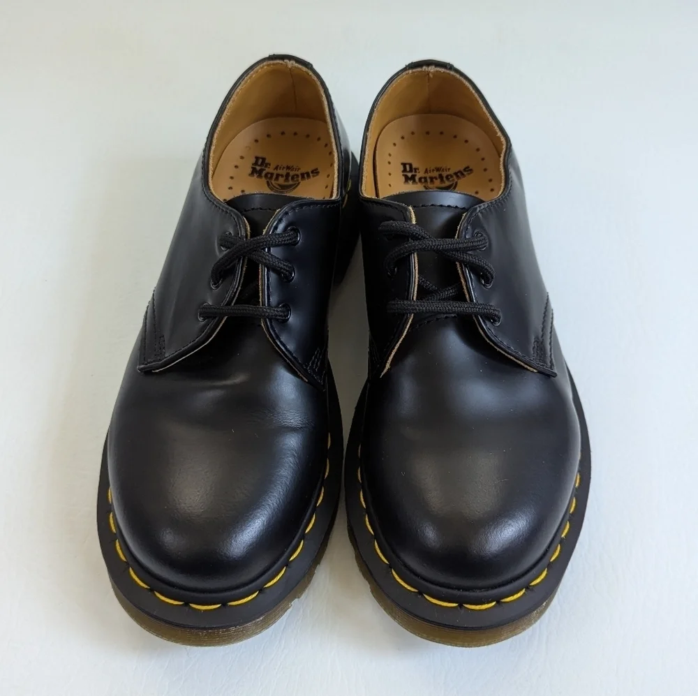 NEW Dr. Martens Boy's Girl's Classic Black Leather Shoes Size 5 Youth 1461